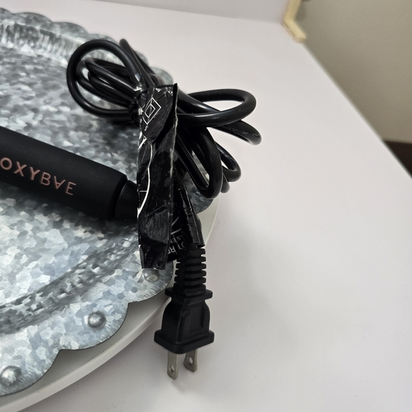 ⭐️40% Off⭐️Foxybae Hair Curling Wand 25 mm - Picture 9 of 9